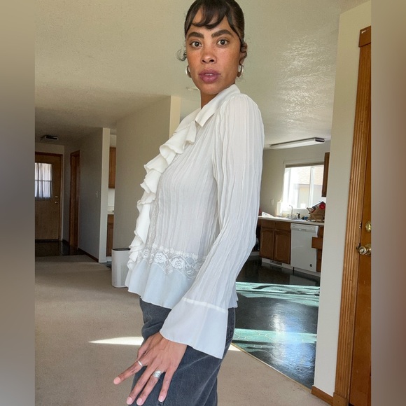 Ruffled peasant blouse - Picture 3 of 7